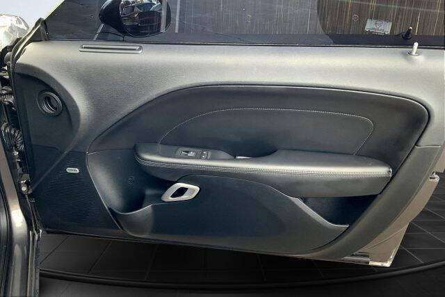 2015 Dodge Challenger R/T Plus