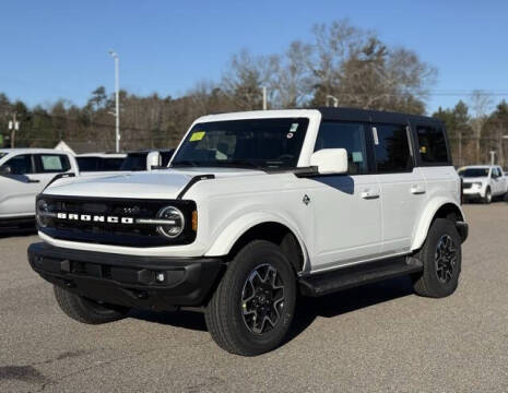 2025 Ford Bronco Outer Banks