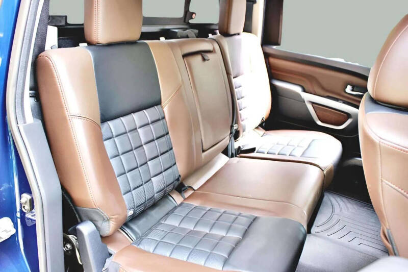 2017 Nissan Titan Platinum Reserve