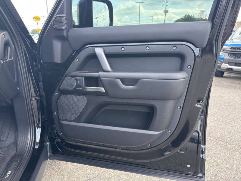 2022 Land Rover Defender