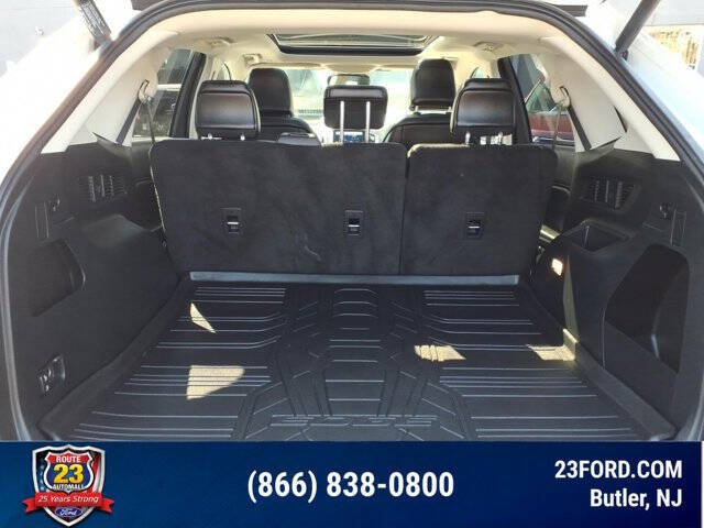 2022 Ford Edge SEL