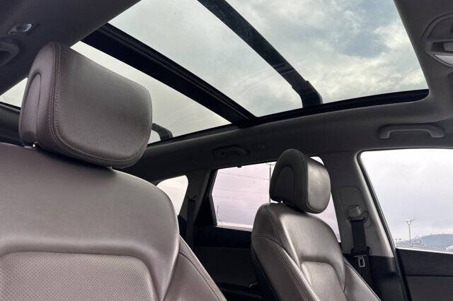 2017 Hyundai Santa Fe SE Ultimate