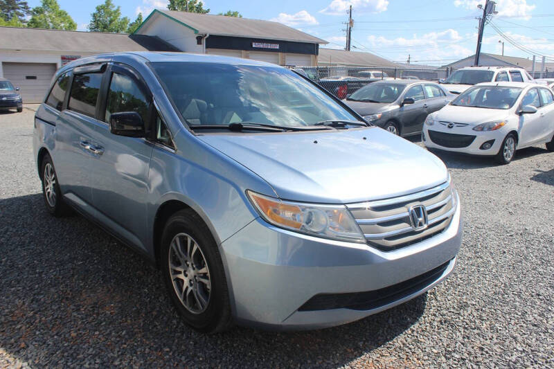 2011 Honda Odyssey EX-L w/DVD Rear Entertainment System's photo