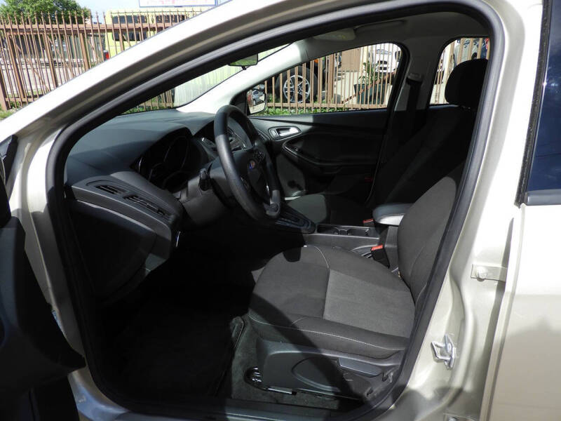 2017 Ford Focus SE