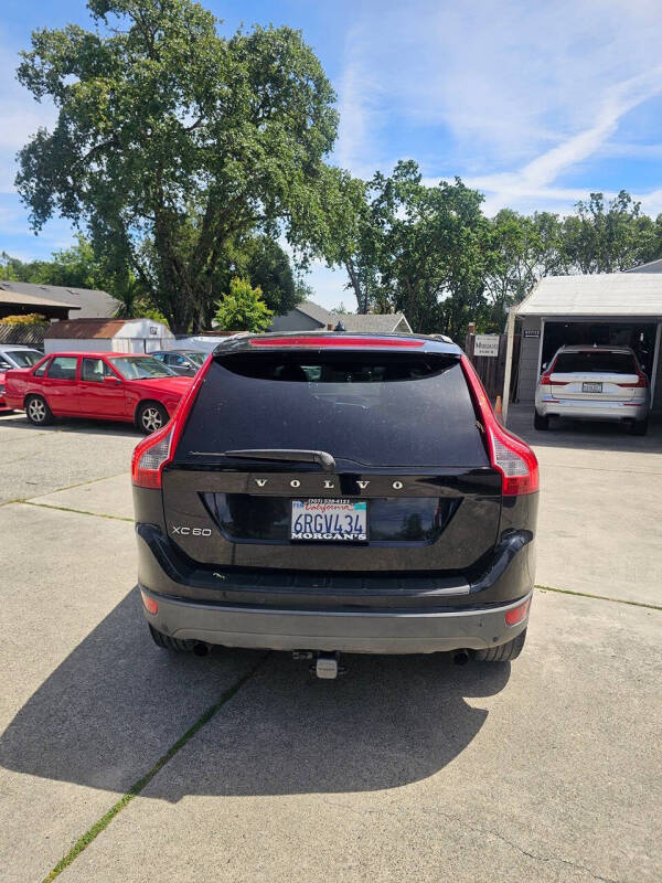 2011 Volvo XC60 3.2