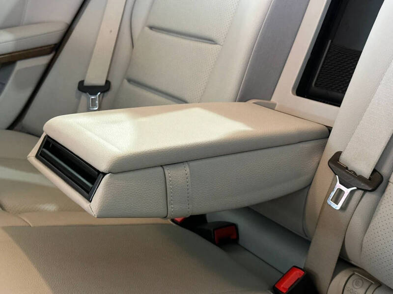 2011 Mercedes-Benz E-Class