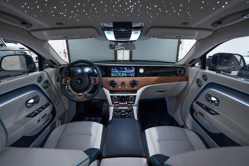 2024 Rolls-Royce Spectre