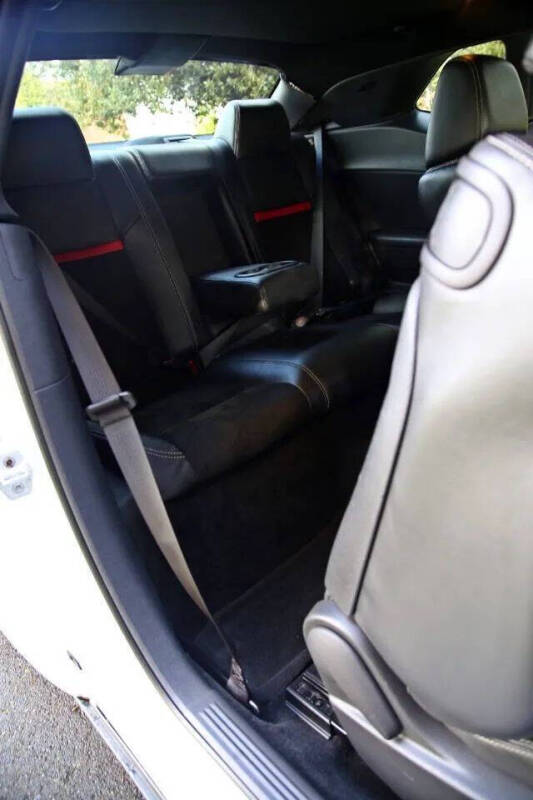 2012 Dodge Challenger SRT8 392