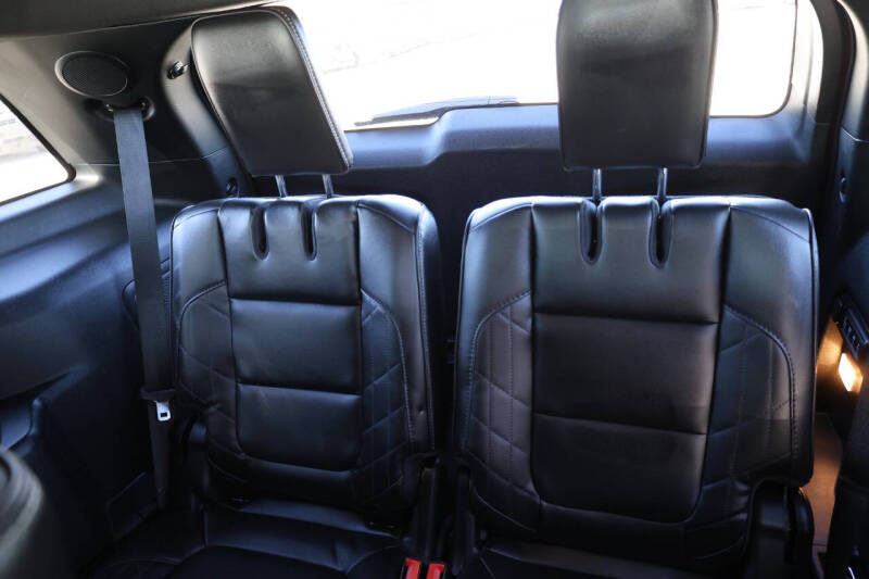 2019 Ford Explorer Platinum