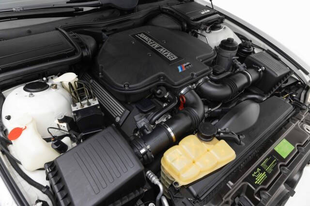 2001 BMW M5
