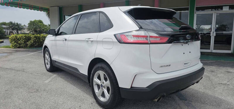 2020 Ford Edge SE