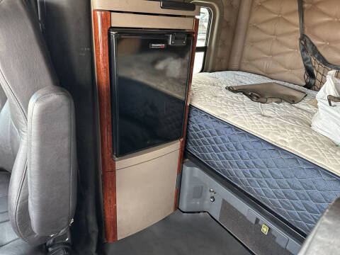 2016 Freightliner Cascadia