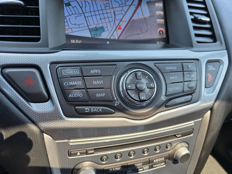 2017 Nissan Pathfinder