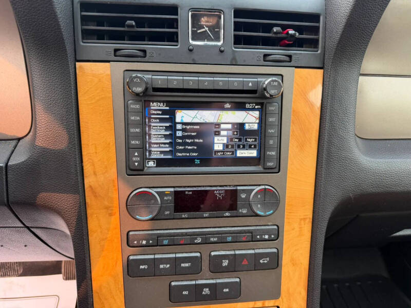 2014 Lincoln Navigator L