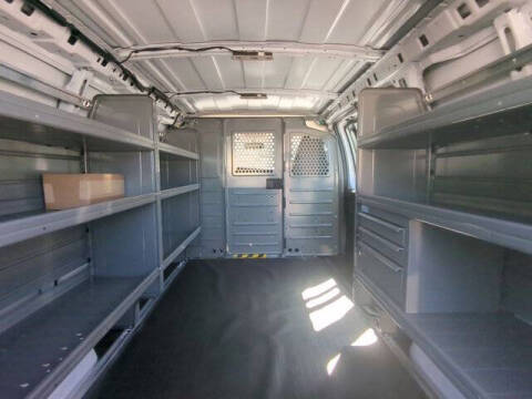 2025 GMC Savana 2500