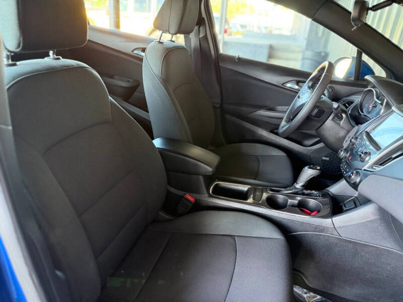 2017 Chevrolet Cruze LT Auto