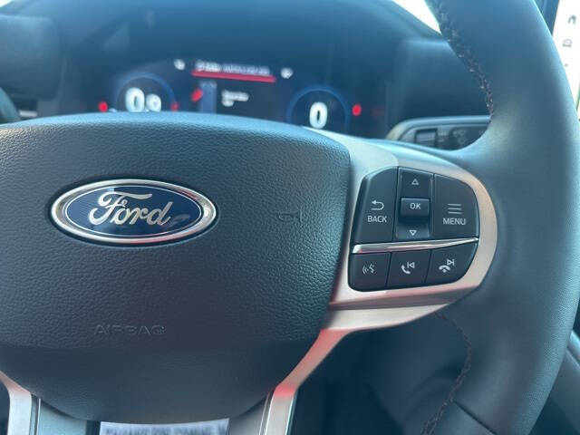 2025 Ford Explorer Active