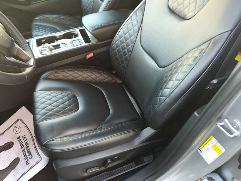 2024 Ford Edge Titanium