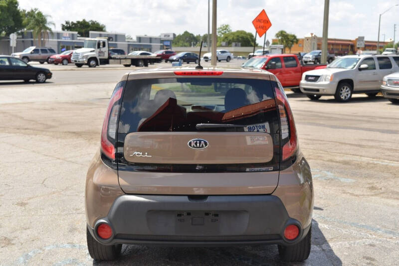 2014 Kia Soul +