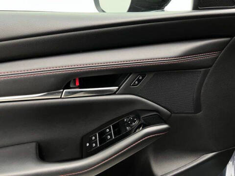 2025 Mazda Mazda3 Sedan 2.5 S Carbon Edition