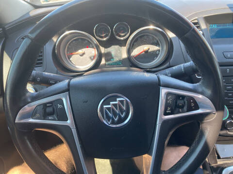 2012 Buick Regal Premium 1