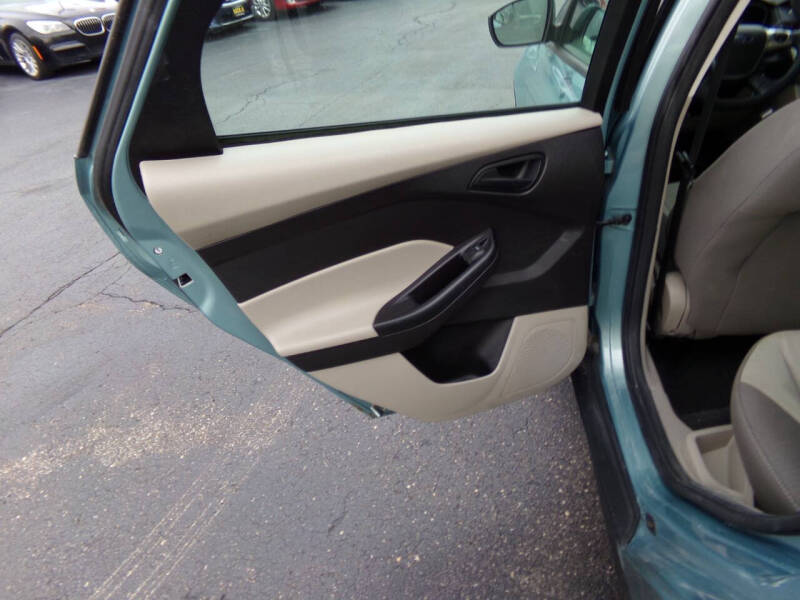 2012 Ford Focus SE