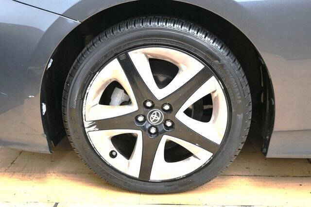 2017 Toyota Prius Four Touring