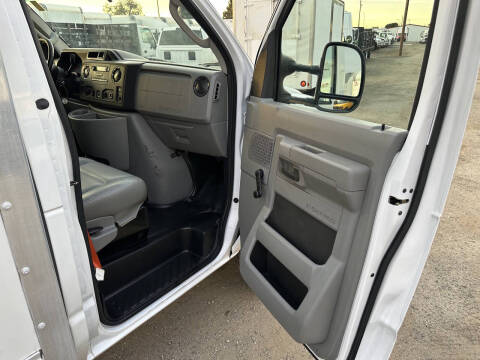 2015 Ford E-350