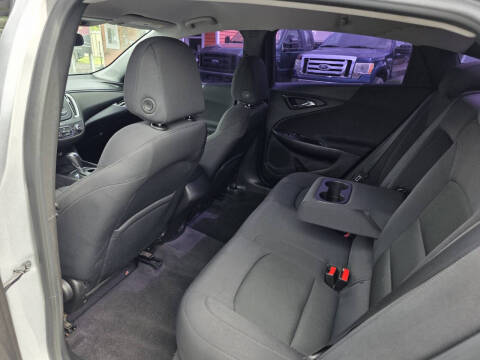 2017 Chevrolet Malibu LS