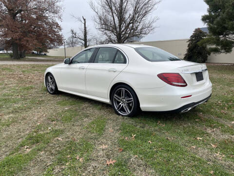2019 Mercedes-Benz E-Class E 300