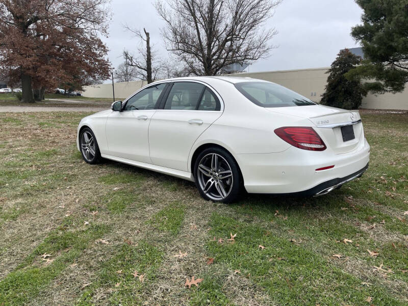 2019 Mercedes-Benz E-Class E 300