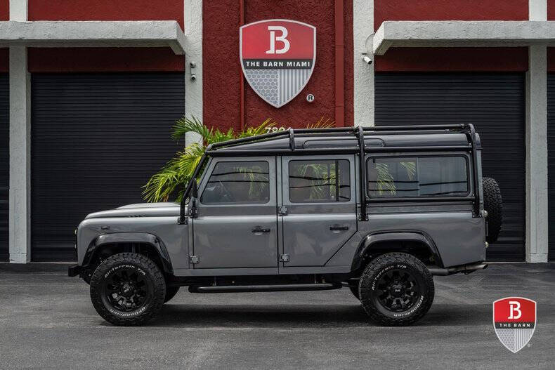 1987 Land Rover Defender