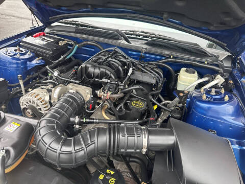2006 Ford Mustang V6 Standard
