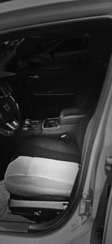 2013 Dodge Charger SXT