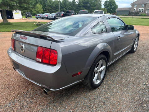 2006 Ford Mustang GT Deluxe