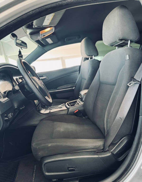 2014 Dodge Charger SE