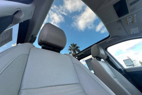 2023 Land Rover Discovery Sport P250 S