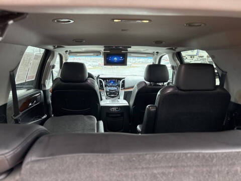 2019 Cadillac Escalade Luxury