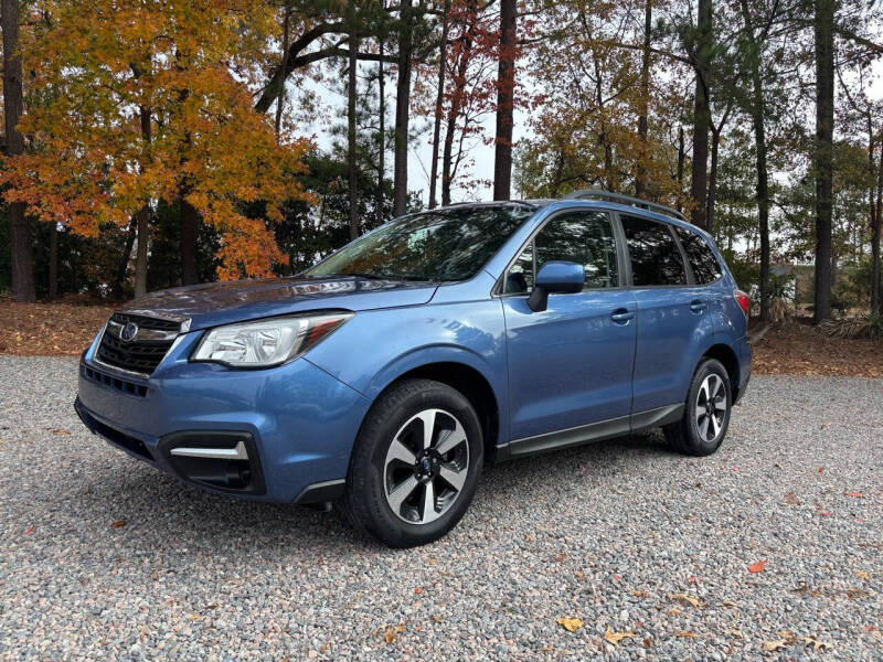 2017 Subaru Forester Premium photo 3