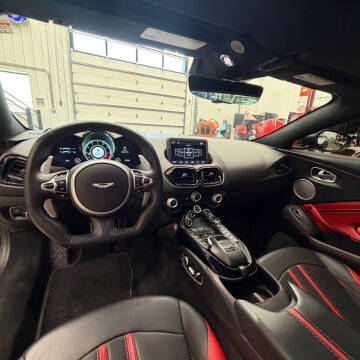 2021 Aston Martin Vantage