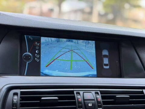 2012 BMW 5 Series 550i xDrive