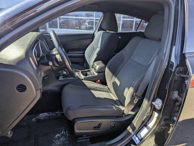 2017 Dodge Charger SXT