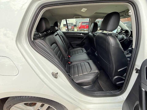 2017 Volkswagen Golf