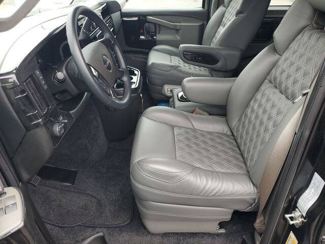 2024 GMC Savana 2500