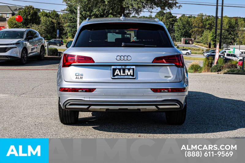 2022 Audi Q5 quattro Premium Plus 40 TFSI