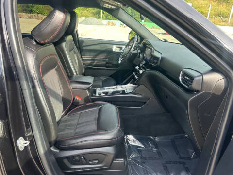 2022 Ford Explorer ST-Line