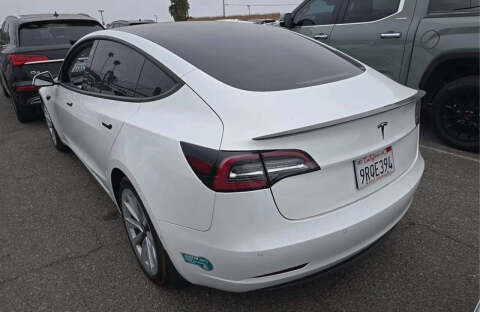2021 Tesla Model 3 Standard Range Plus
