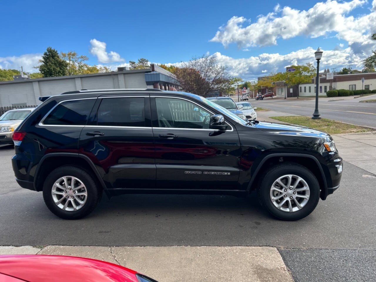 2021 Jeep Grand Cherokee for sale at Jon's Auto in Marquette, MI