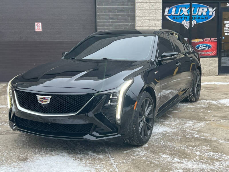 2025 Cadillac CT5-V