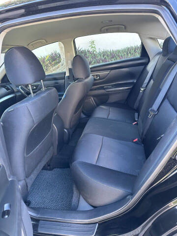 2017 Nissan Altima 2.5 SR